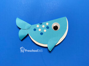 Easy paper whale craft for homeschool kids